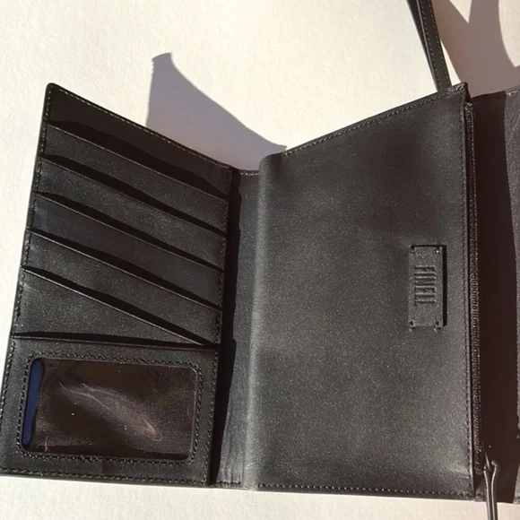 Finell QUIN Structured Wallet Black - Picture 5 of 8